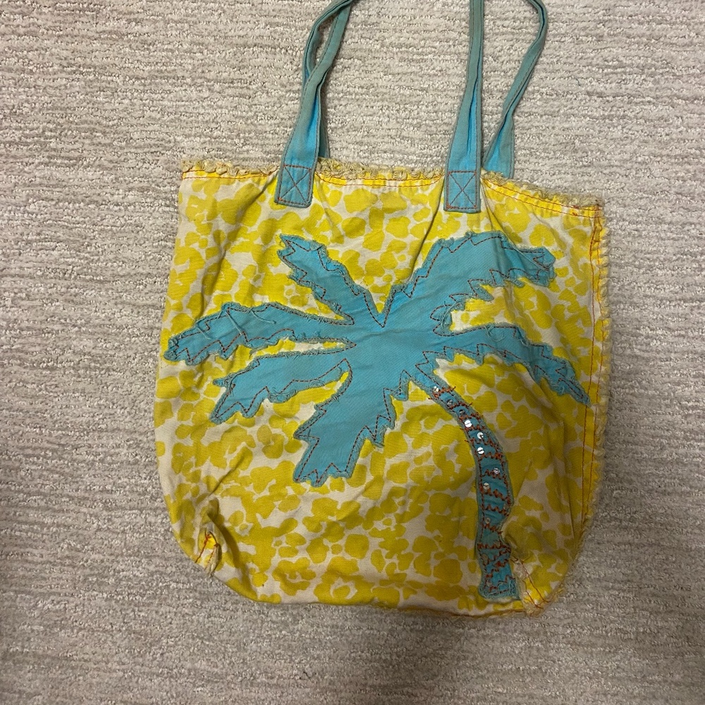 beach or pool bag